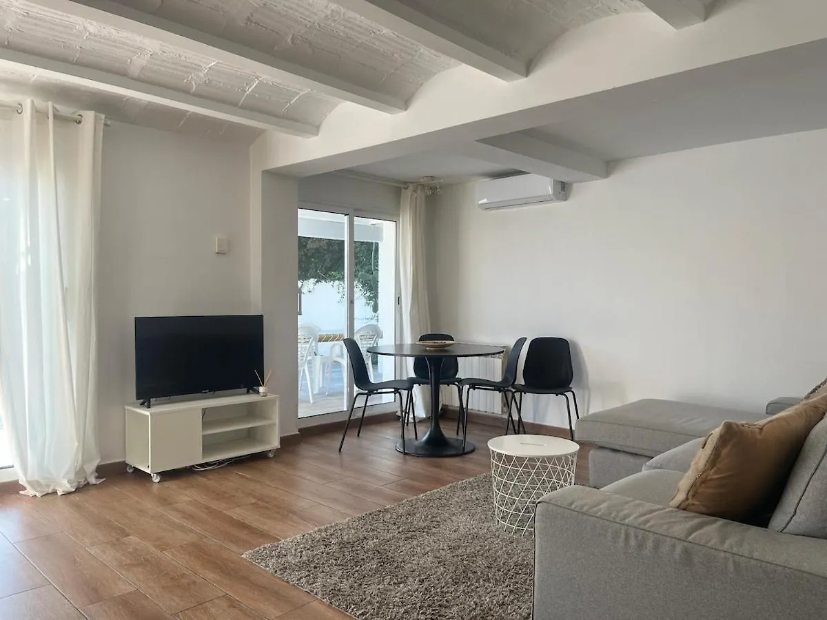 Amplio Apartamento En Castelldefels Spain